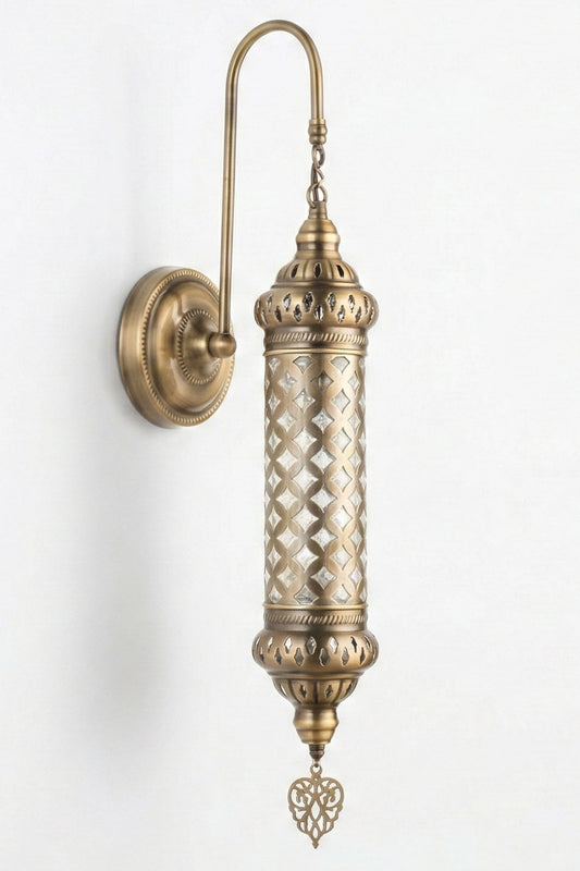 Handcrafted Brass Lattice Wall Sconce - Elegant Shadow Casting Moroccan Style Lamp for Bedroom & Hallway